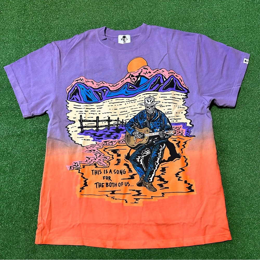 Warren Lotas the singer Alt ombre tee